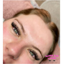 Load image into Gallery viewer, Volume Lash Trays - M Curl