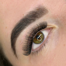 Load image into Gallery viewer, a close up of a pair of scissors