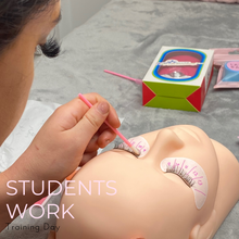 Load image into Gallery viewer, - Classic Beginners Lash Training 5 Days