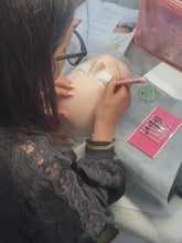 Load and play video in Gallery viewer, Beginners Lash Training - Classic &amp; Wet Look - 2 Days
